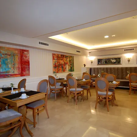 Dosso Dossi Old Hotel 4*