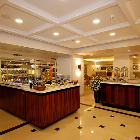 Dosso Dossi Old Hotel 4*